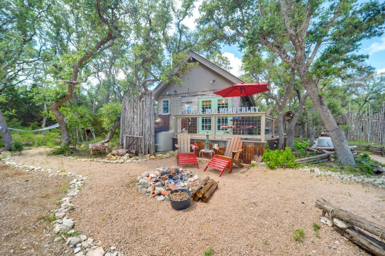 Snuggle Inn Wimberley Cabin With Fire Pit And Deck Ngoại thất bức ảnh