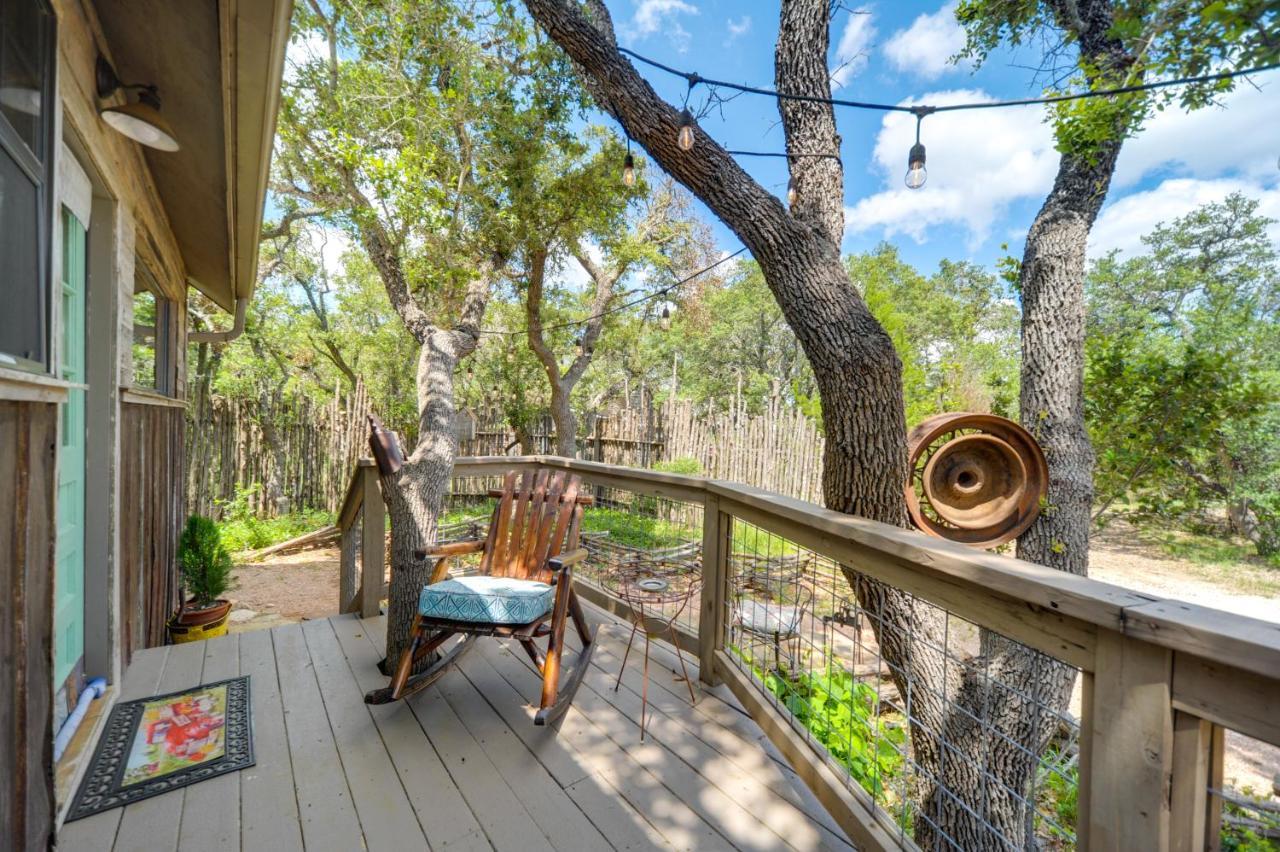 Snuggle Inn Wimberley Cabin With Fire Pit And Deck Ngoại thất bức ảnh
