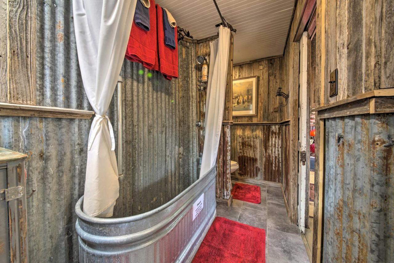 Snuggle Inn Wimberley Cabin With Fire Pit And Deck Ngoại thất bức ảnh