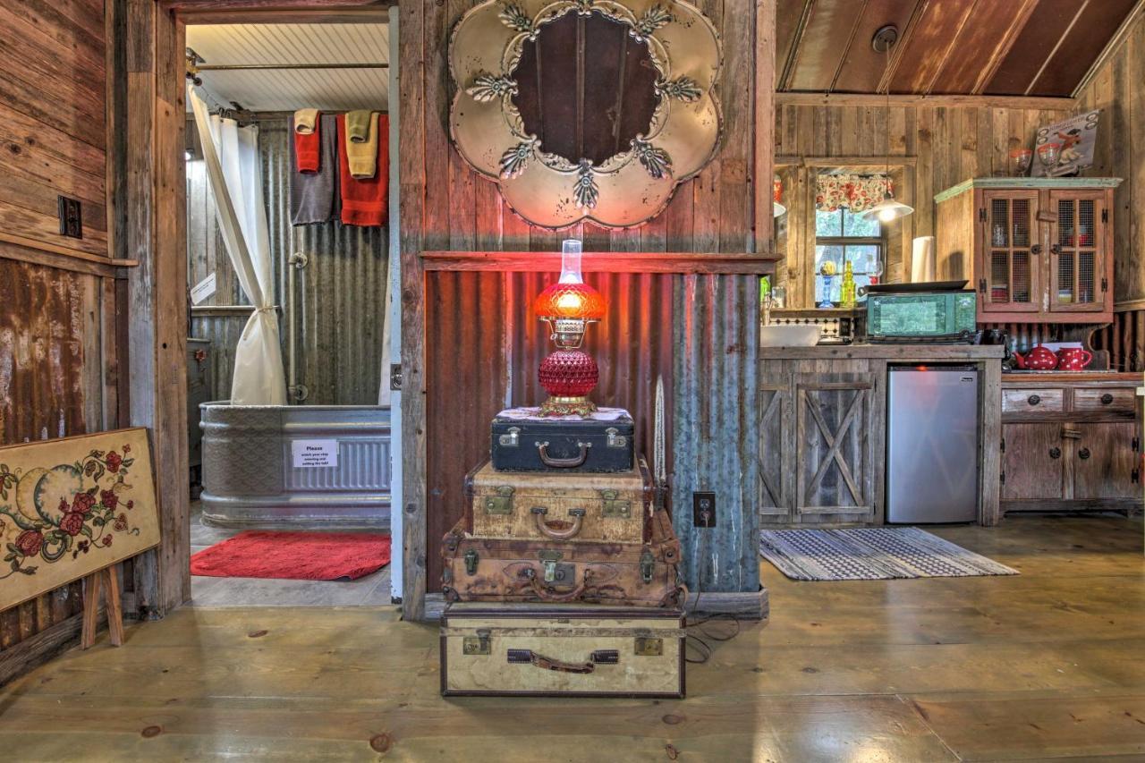 Snuggle Inn Wimberley Cabin With Fire Pit And Deck Ngoại thất bức ảnh